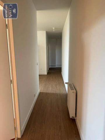 Appartement à louer 3 pièces 61.38m² Blaye (33390)