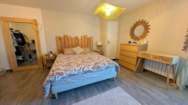 EN EXCLUSIVITE MAISON EN PIERRE  Reignac (33860)