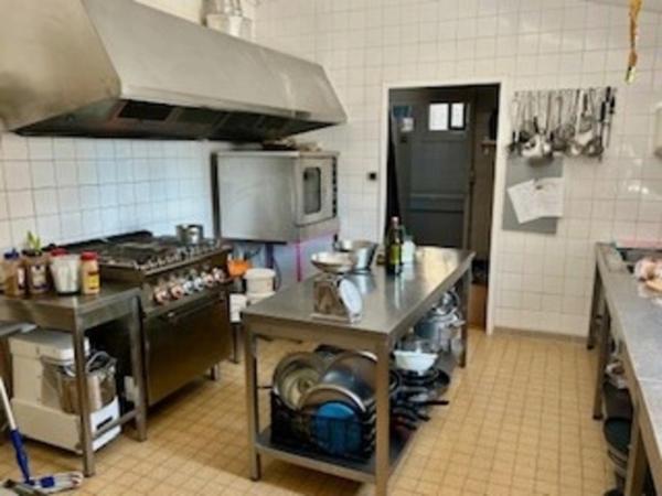LA PALUD SUR VERDON Gite avec cuisine professionnelle, piscine.