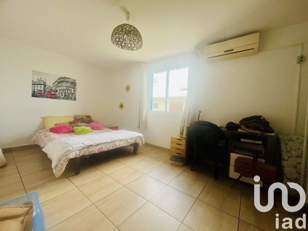 Maison 6 pièces de 220 m² à Le Tampon (97430)