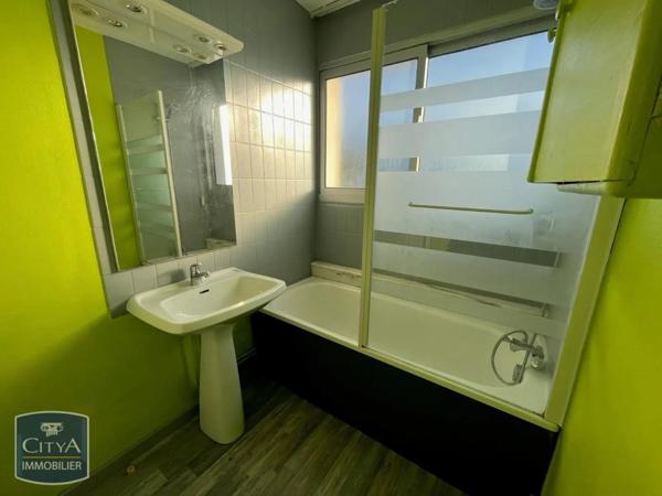 Appartement à louer 2 pièces 43.61m²