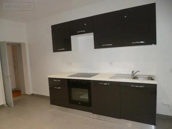 Location - Appartement Bourg-en-Bresse 01000 3 pièces 73 m 2