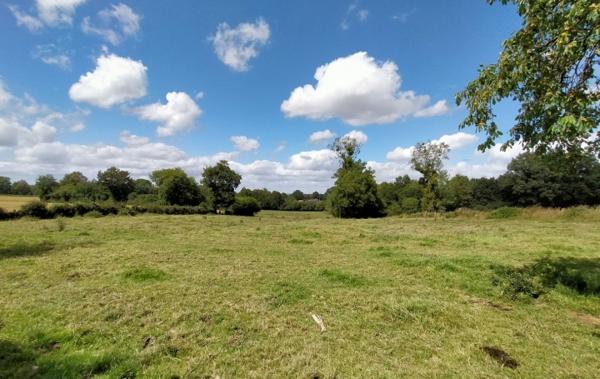 Vente Maison ref.7198 terrain 2.7 ha à rénover Javron-les-chapelles   