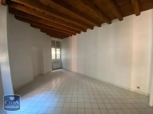 Appartement à louer 3 pièces 68.14m² Chambéry (73000)