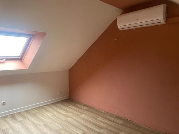 Maison 128 m², 6 chs, terrain 530 m², Champsecret