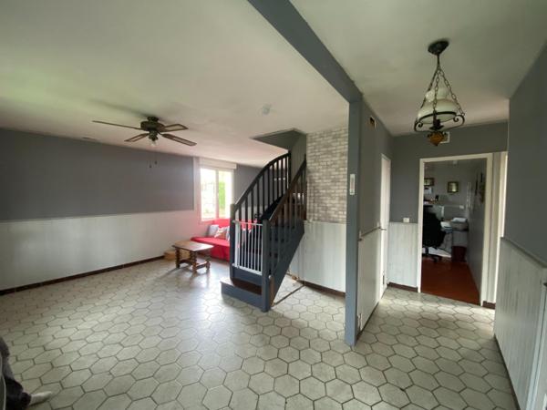 Maison 128 m², 6 chs, terrain 530 m², Champsecret