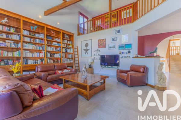 Maison à vendre 11 pièces 240 m² Barberaz