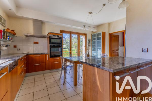 Maison à vendre 11 pièces 240 m² Barberaz