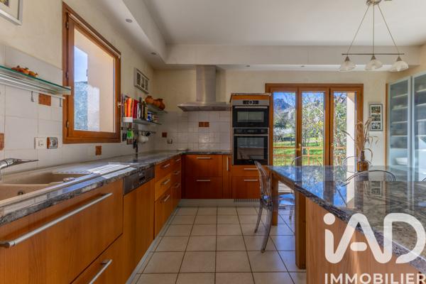 Maison à vendre 11 pièces 240 m² Barberaz