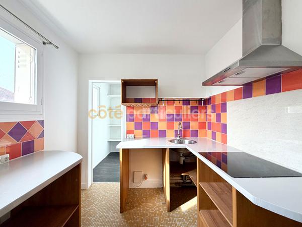 Location
                Appartement88,49 m² - 4 Pièces -
                    CLERMONT FERRAND (63000)