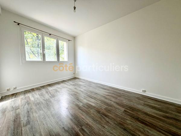 Location
                Appartement88,49 m² - 4 Pièces -
                    CLERMONT FERRAND (63000)