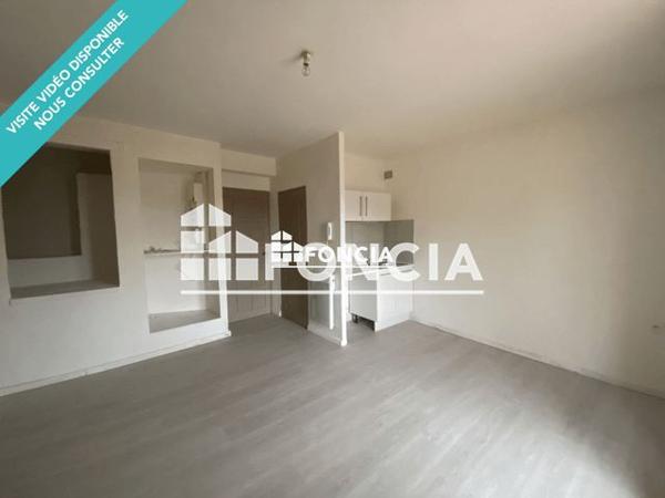Location Studio 20.63 m² - 14 AVENUE GENERAL VINCENT Uzes 30700