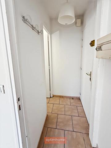 Studio avec extérieur à deux pas de la gare – Disponible immédiatement !