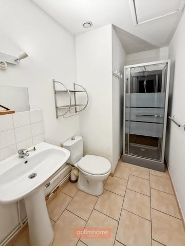 Studio avec extérieur à deux pas de la gare – Disponible immédiatement !