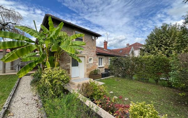 Maison à vendre    4 pièces • 77 m2 Mâcon