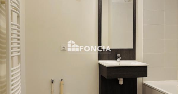 À vendre Appartement 2 pièces 47.05 m² - Saint-martin-le-vinoux 38950