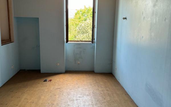 Maison à vendre    4 pièces •  Saint-Marcellin