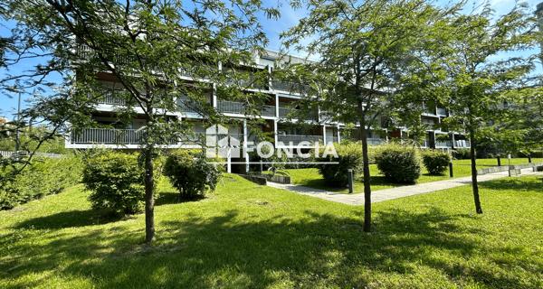 Location Appartement 4 pièces 98.07 m² - Grenoble 38100