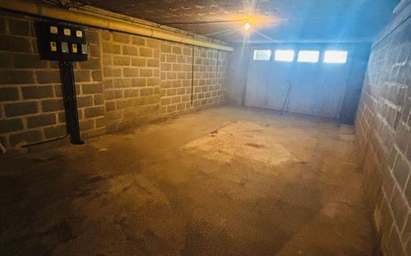 Maison à vendre    8 pièces •  Montmorillon