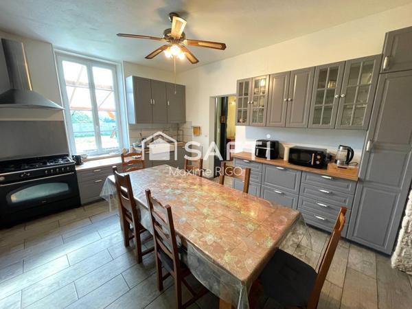 Maison en pierre avec dépendances et T2 Bis