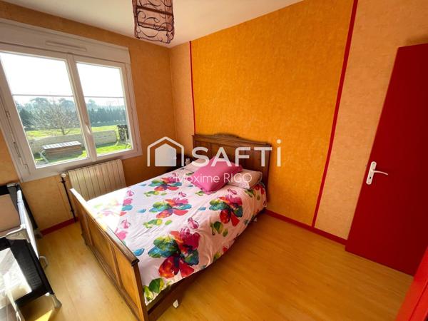 Maison en pierre avec dépendances et T2 Bis