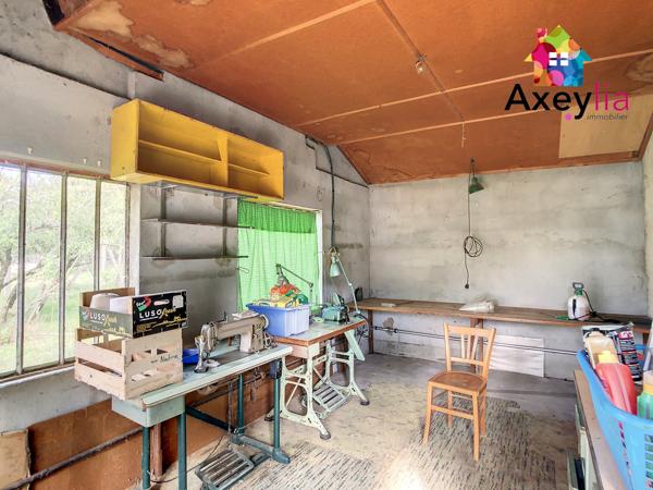 Riorges (42153) A VENDRE - RIORGES - MAISON D'HABITATION À RÉNOVER AVEC 5 CHAMBRES, DÉPENDANCES ET TERRAIN