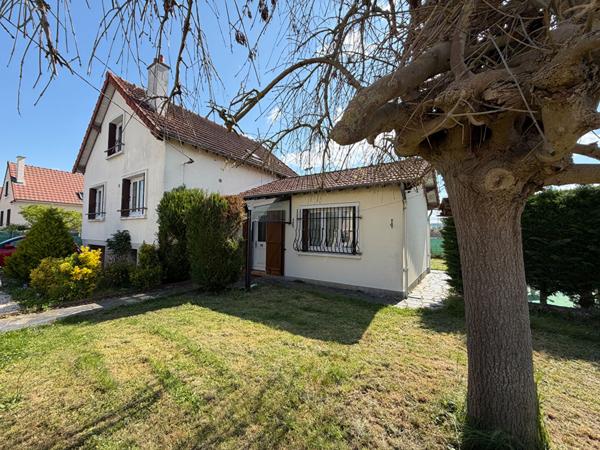 Maison lumineuse avec suite parentale indépendante, sous-sol total, véranda & jardin clos 509 m² ? Proche gare, écoles et commerces à pied