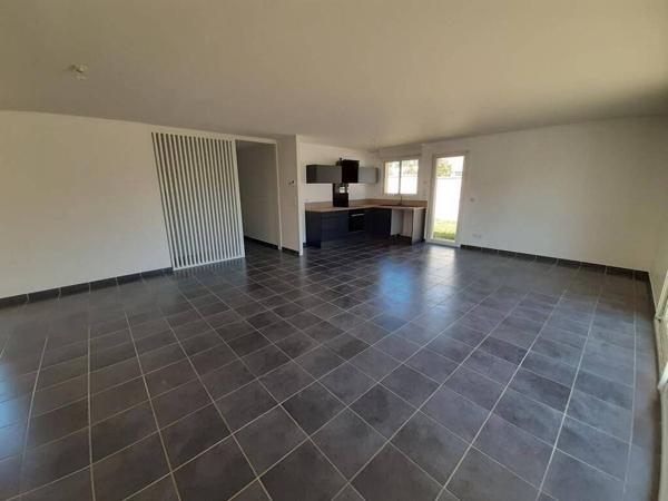 SAVIGNEUX - MAISON F4  avec Jardin