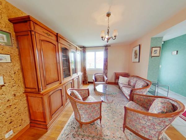 Maison à vendre    5 pièces •  Antran