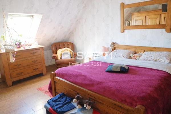 Une maison familiale au cœur d’un écrin de verdure