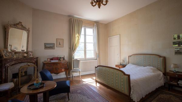 Mauvezin (32120) Exclusivité : Maison de + de 13 pièces, 8 chambres + 1 bureau,