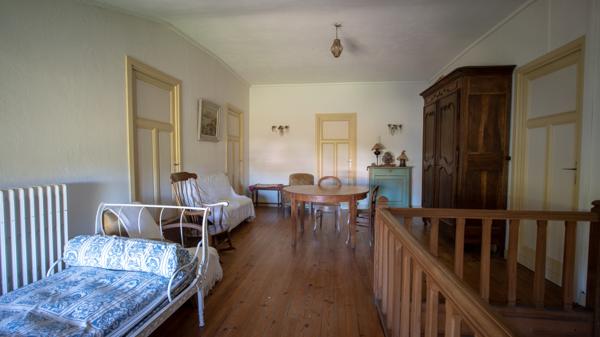 Mauvezin (32120) Exclusivité : Maison de + de 13 pièces, 8 chambres + 1 bureau,