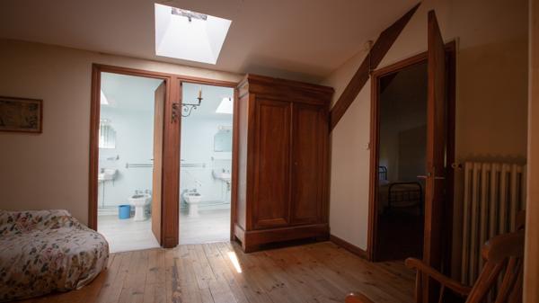 Mauvezin (32120) Exclusivité : Maison de + de 13 pièces, 8 chambres + 1 bureau,