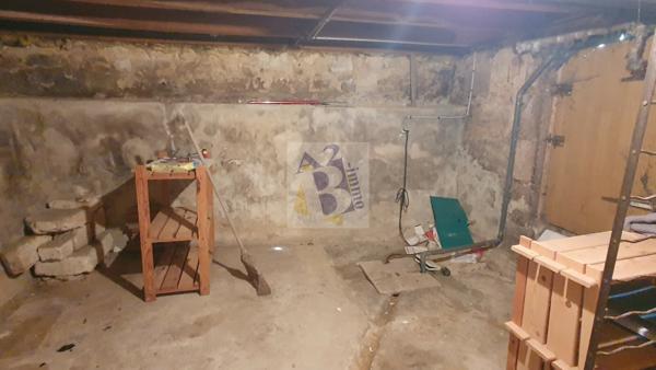 Vente maison de ville Soyaux (16800), 144.00m² avec 5 pièce(s) dont 3 chambre(s) sur 377.00m² de terrain. Agence Allard Brimeaud