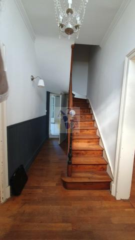 Vente maison de ville Soyaux (16800), 144.00m² avec 5 pièce(s) dont 3 chambre(s) sur 377.00m² de terrain. Agence Allard Brimeaud