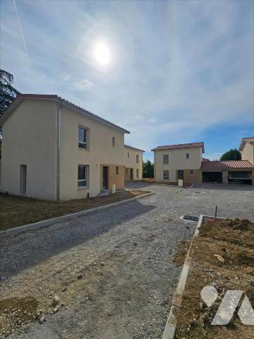 Maison 4 pièces /90 m² hab.