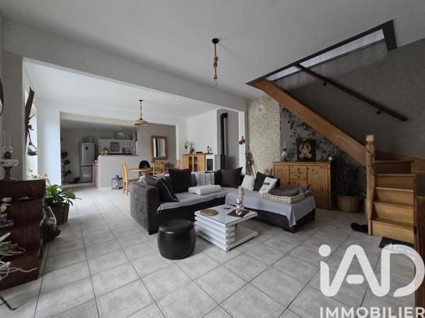 Maison à vendre 6 pièces 177 m² Pas-de-Jeu