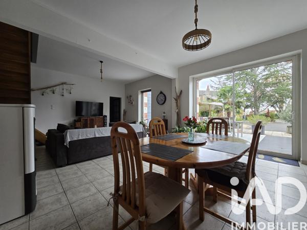 Maison à vendre 6 pièces 177 m² Pas-de-Jeu