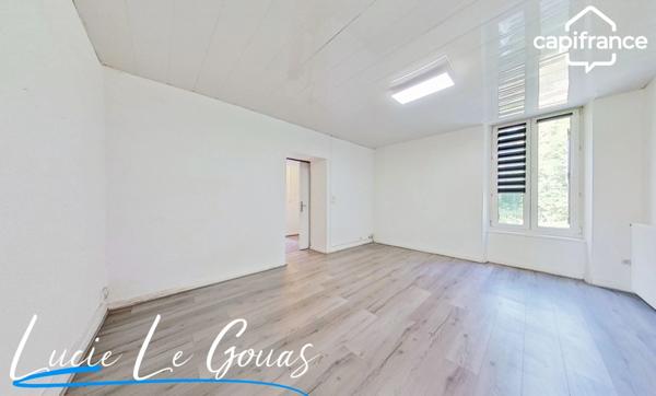 Appartement de 84m² situé au rez-de-chaussée