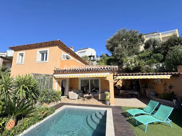 Vente Villa 8 pièces 190 m2 à Sainte-Maxime