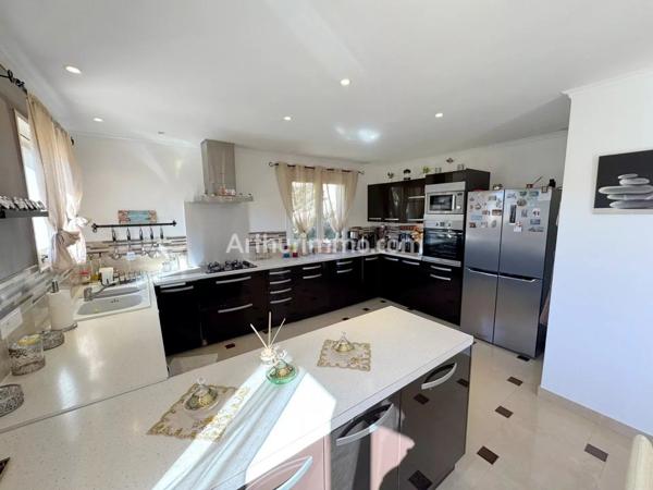 Vente Villa 8 pièces 190 m2 à Sainte-Maxime