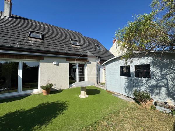 Maison Saint Jean Le Blanc 7 pièce(s) 160 m2