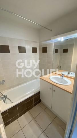 LOCATION Meublé: appartement T2 (34 m²) balcon + parking à TOULOUSE