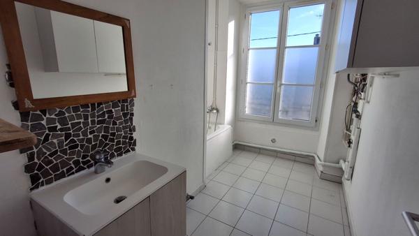Appartement Crepy En Valois 3 pièce(s) 55.13 m2