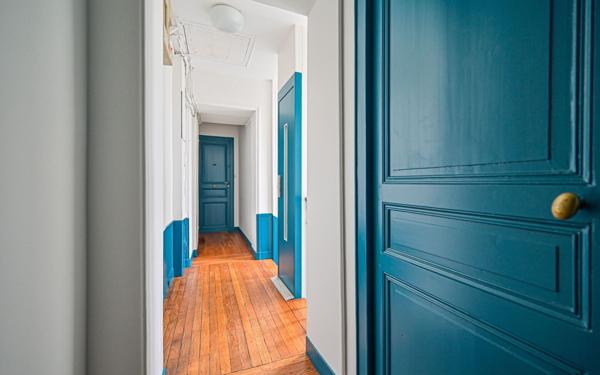 Appartement à vendre    1 pièce • 23,50 m2 Paris 20