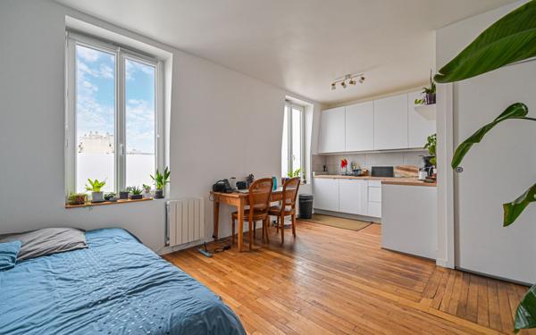 Appartement à vendre    1 pièce • 23,50 m2 Paris 20