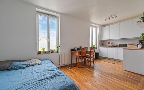 Appartement à vendre    1 pièce • 23,50 m2 Paris 20