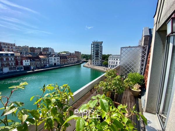 Rare:Quai du Wault, duplex balcon et parking.Garage possible