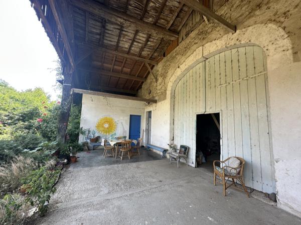 RARE ! Ancien corps de ferme typique du Lot et Garonne