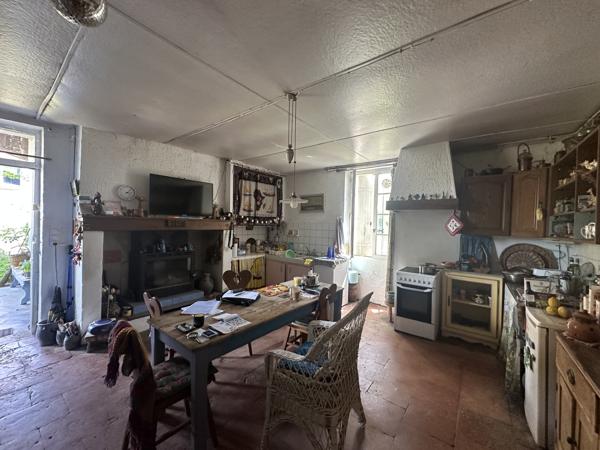RARE ! Ancien corps de ferme typique du Lot et Garonne